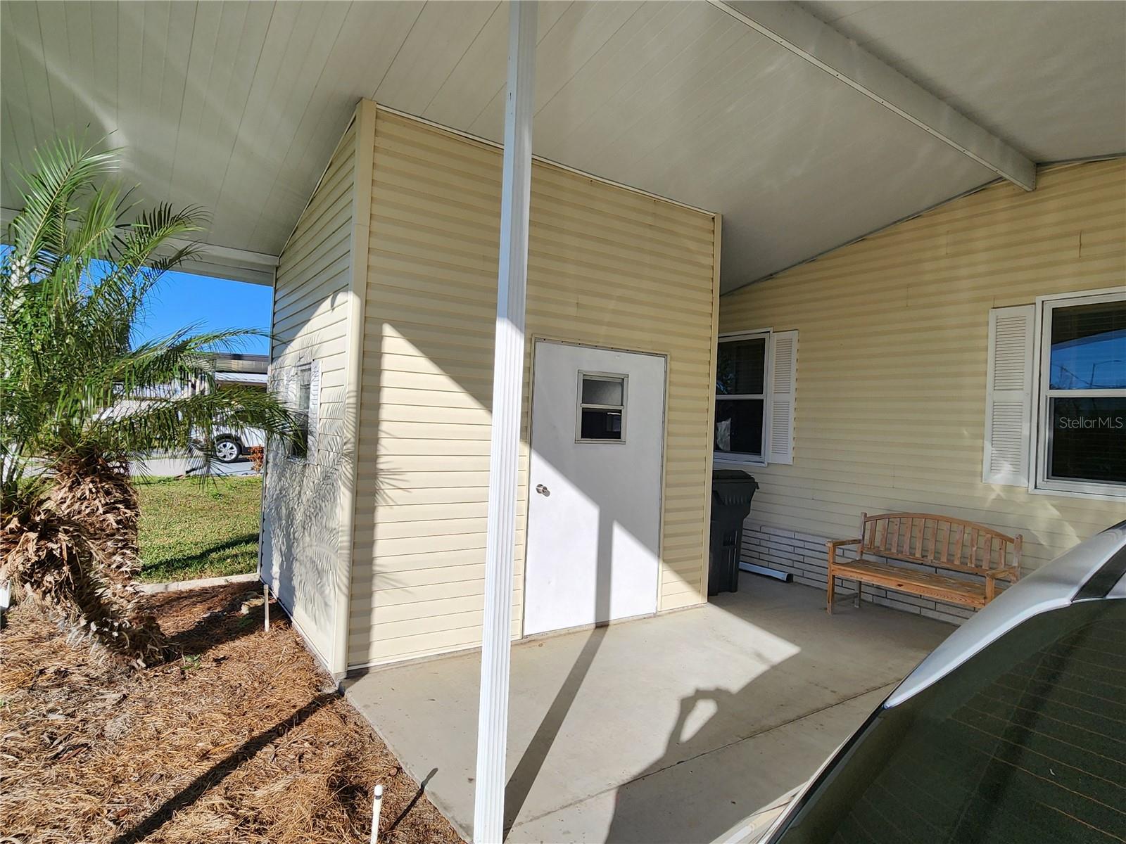 418 VILLAGE CIR SW, WINTER HAVEN, FL, 33880