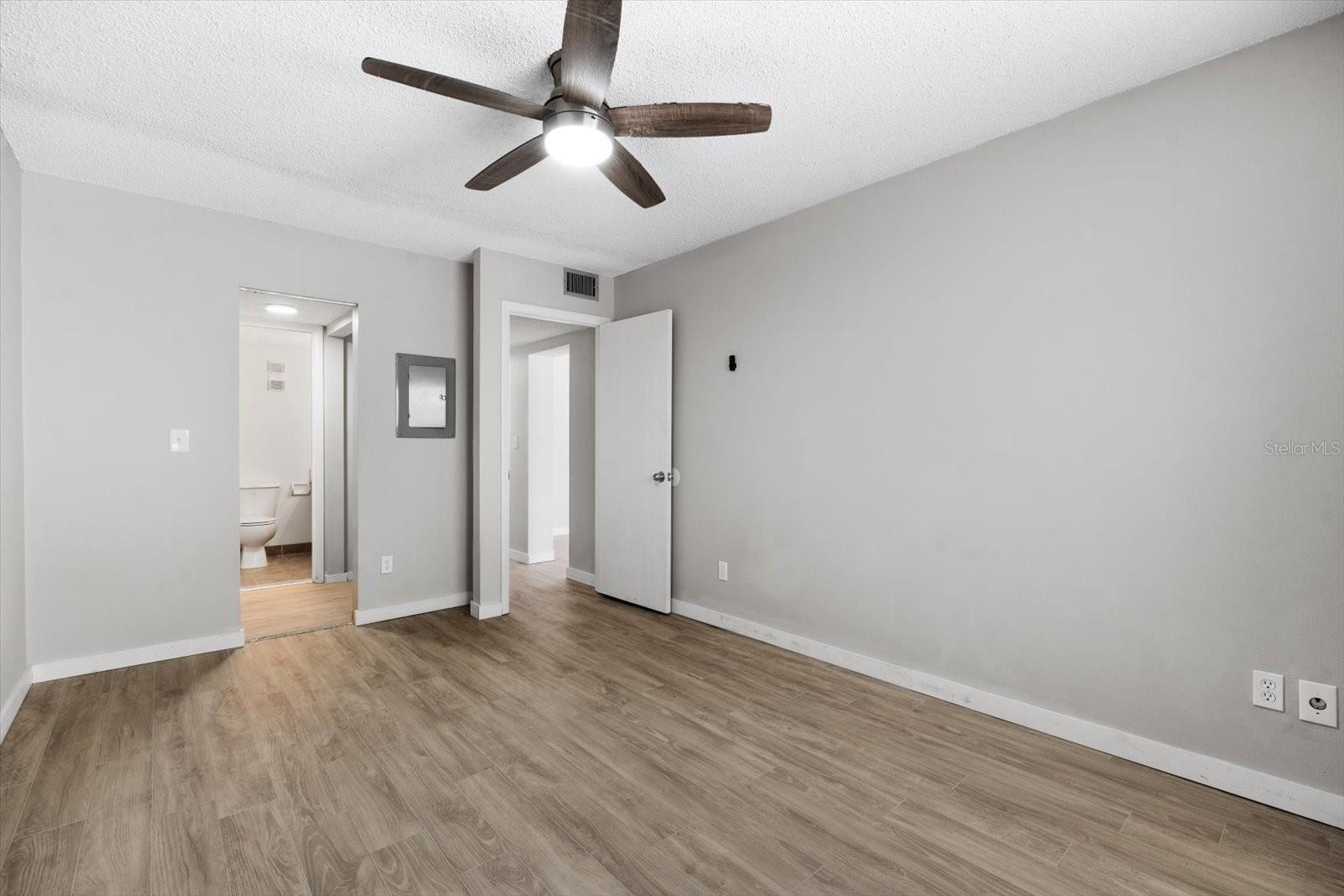 1504 VIRGINIA AVE #212, DAYTONA BEACH, FL, 32114