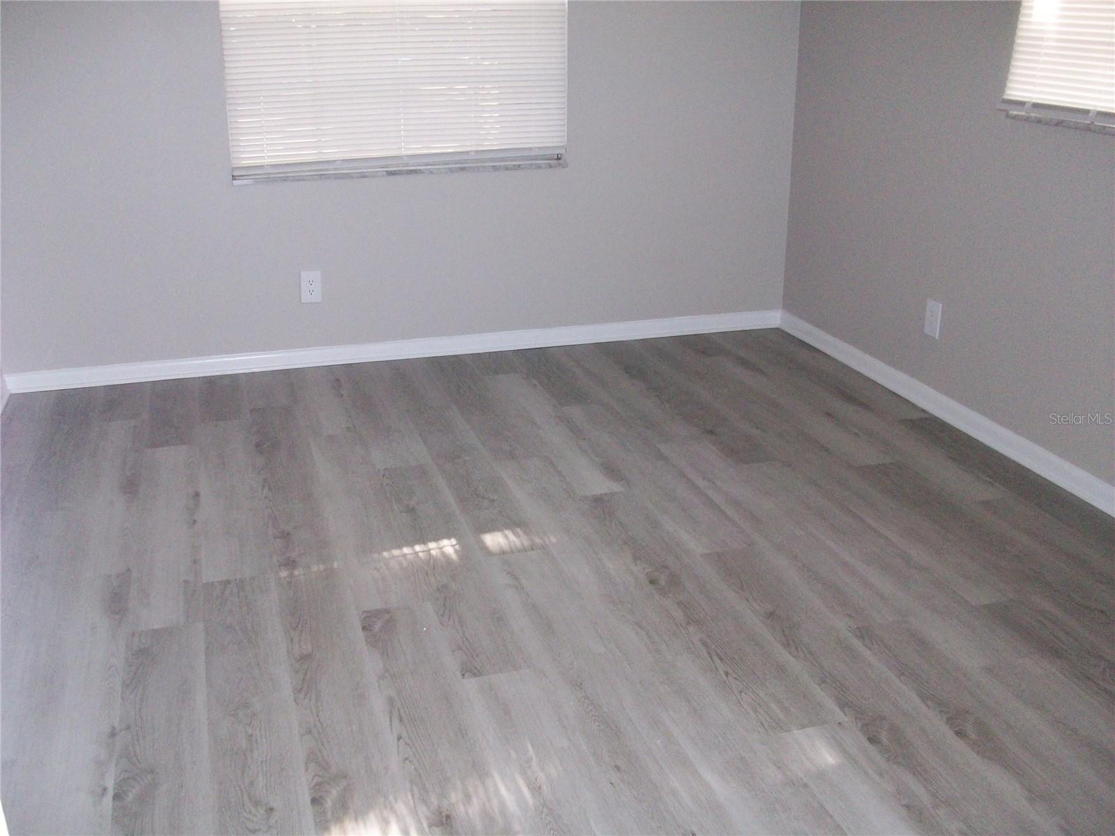 2432 LOCKE AVE, ORLANDO, FL, 32818