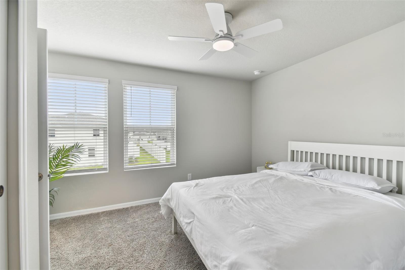 32431 LIMITLESS PL, WESLEY CHAPEL, FL, 33545