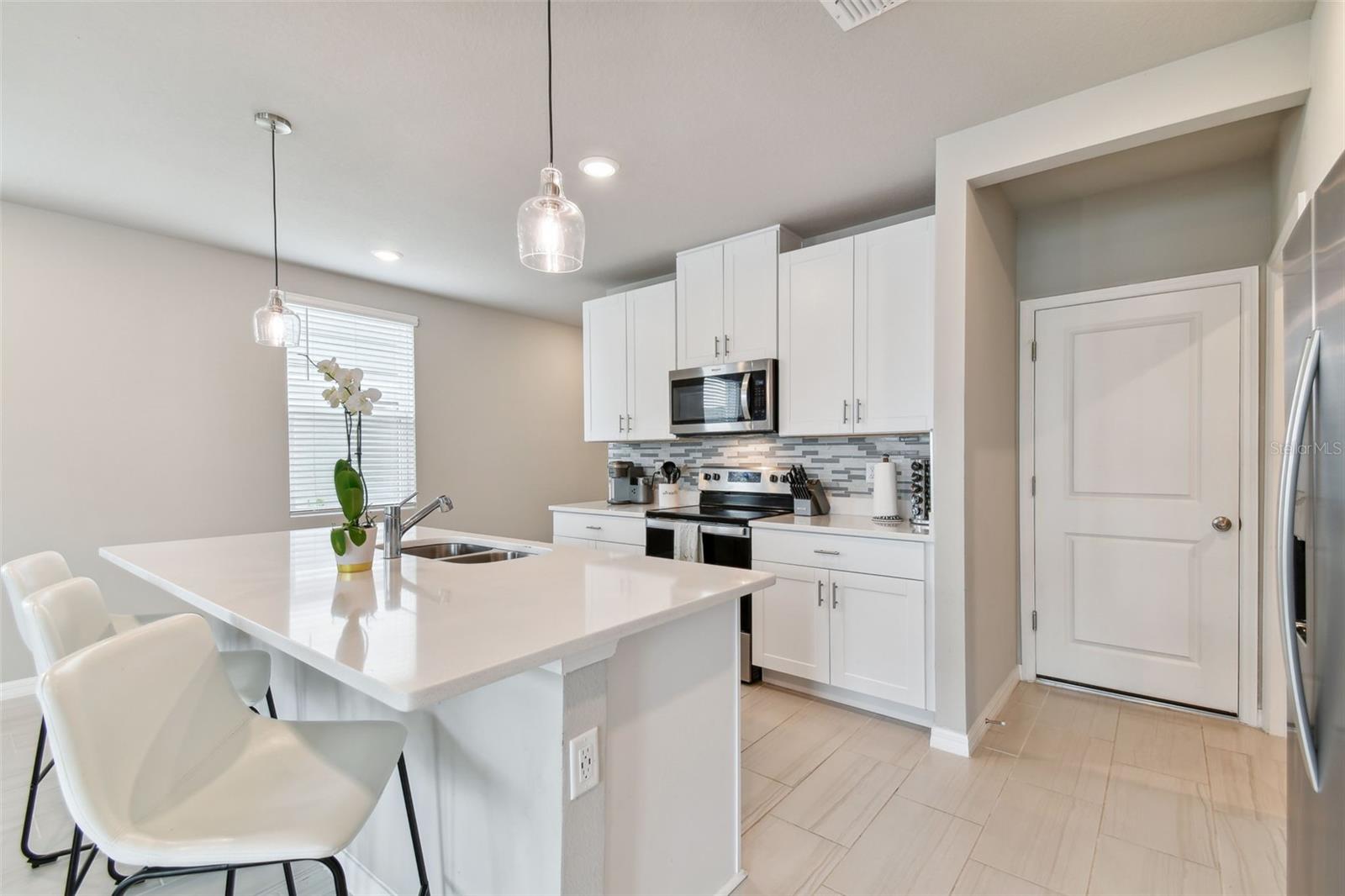32431 LIMITLESS PL, WESLEY CHAPEL, FL, 33545