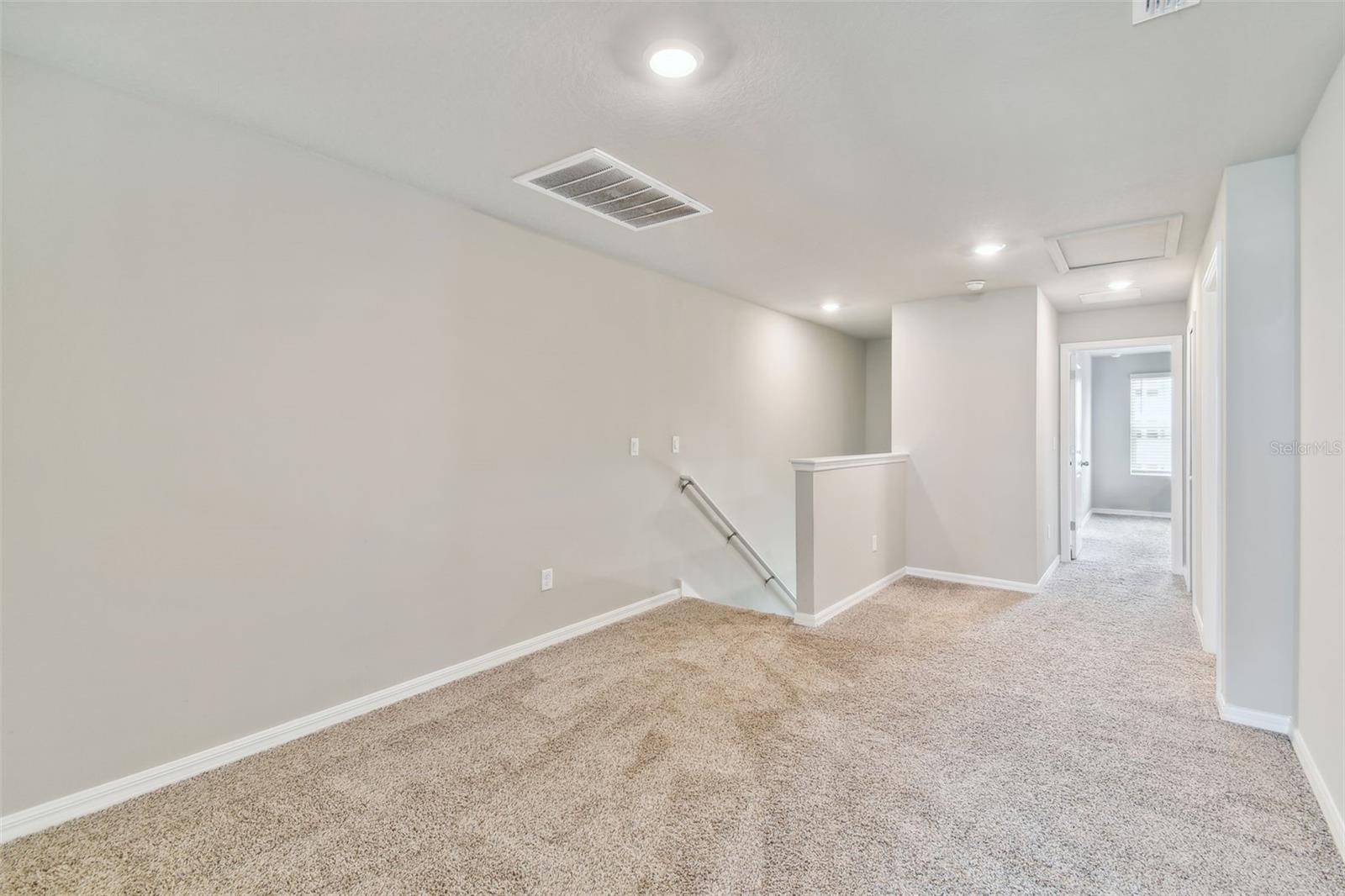 32431 LIMITLESS PL, WESLEY CHAPEL, FL, 33545