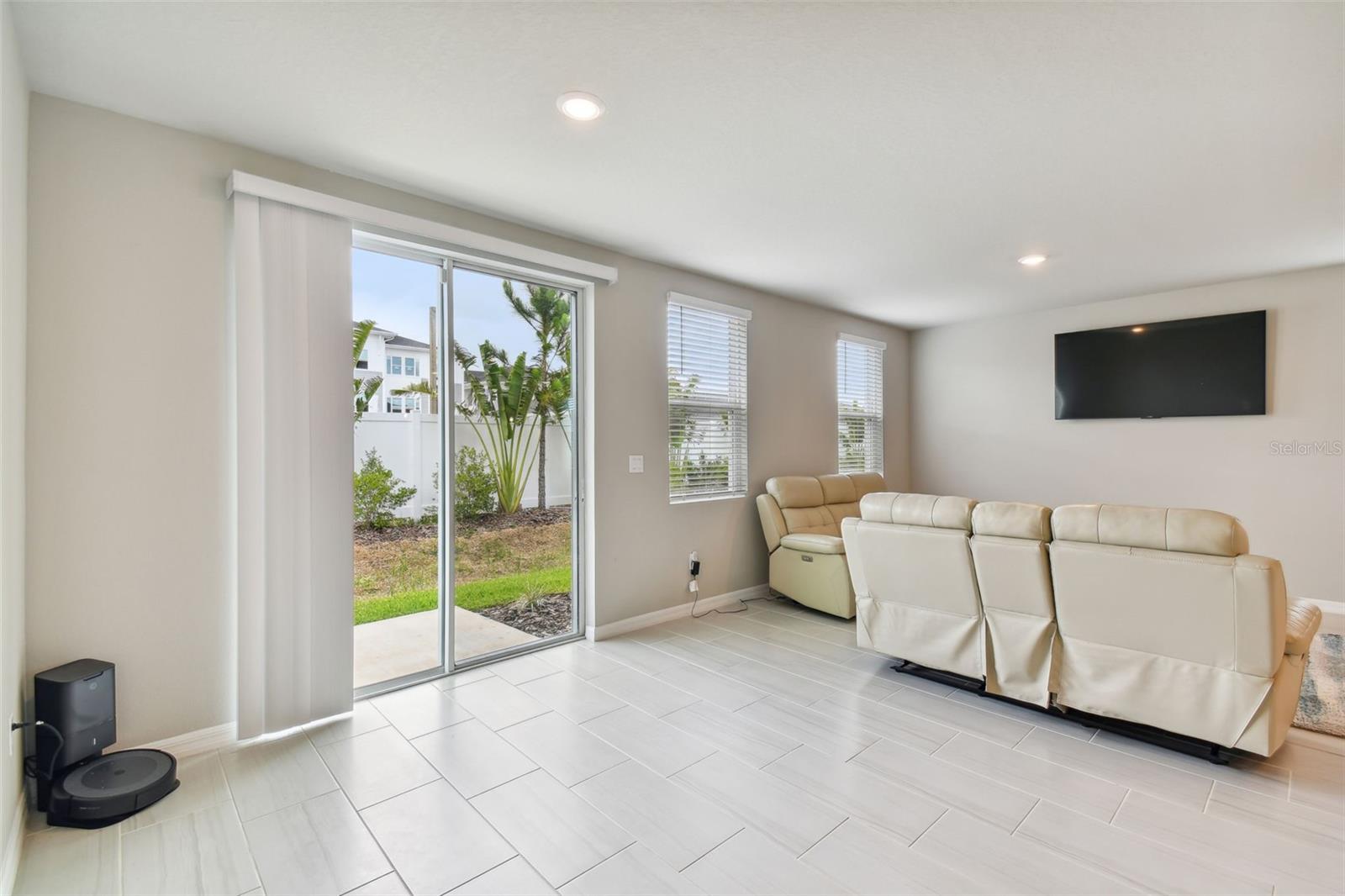 32431 LIMITLESS PL, WESLEY CHAPEL, FL, 33545