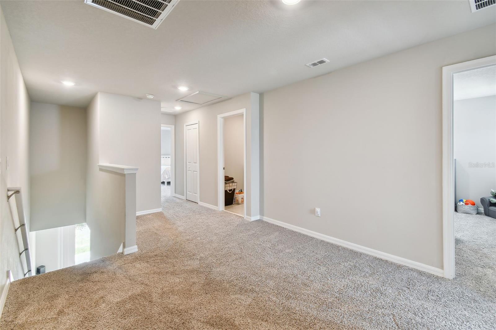32431 LIMITLESS PL, WESLEY CHAPEL, FL, 33545