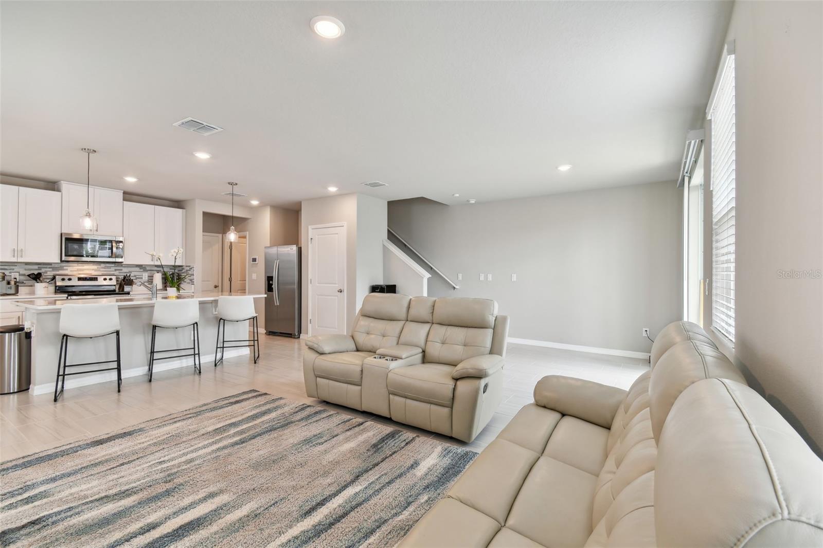 32431 LIMITLESS PL, WESLEY CHAPEL, FL, 33545