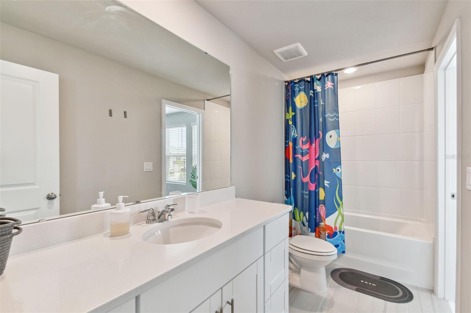 32431 LIMITLESS PL, WESLEY CHAPEL, FL, 33545