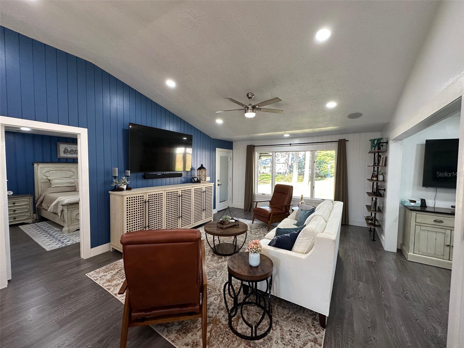 1005 LAKE AVOCA PL, TARPON SPRINGS, FL, 34689