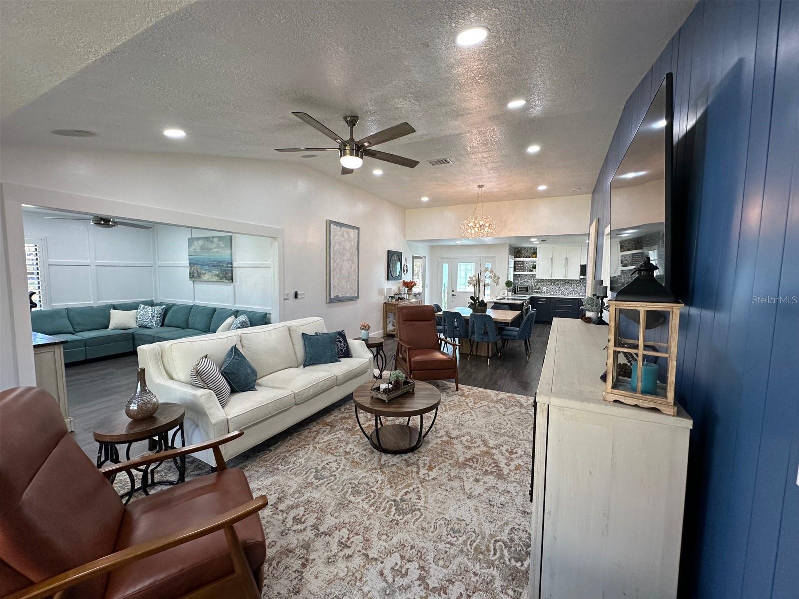 1005 LAKE AVOCA PL, TARPON SPRINGS, FL, 34689