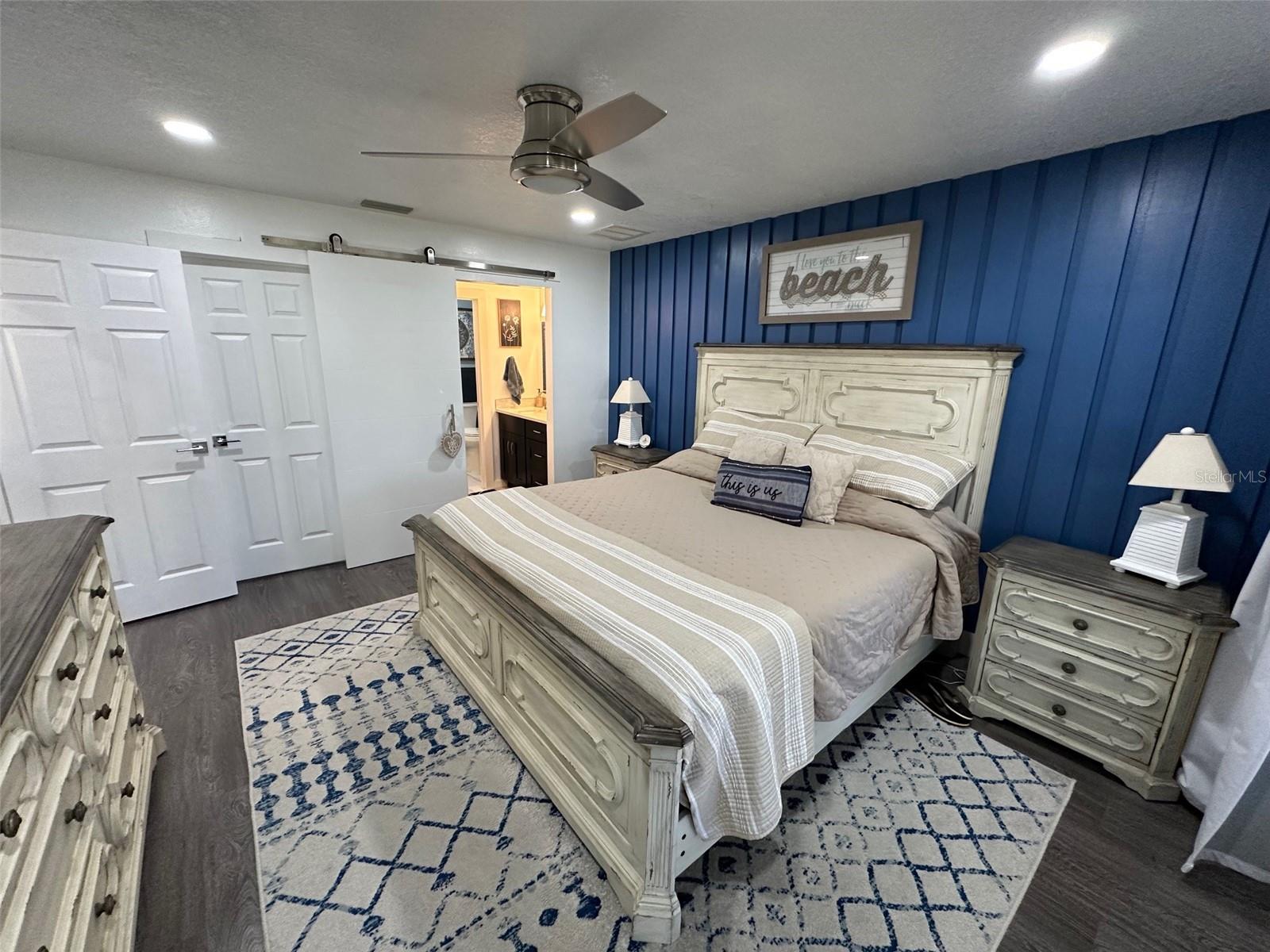 1005 LAKE AVOCA PL, TARPON SPRINGS, FL, 34689