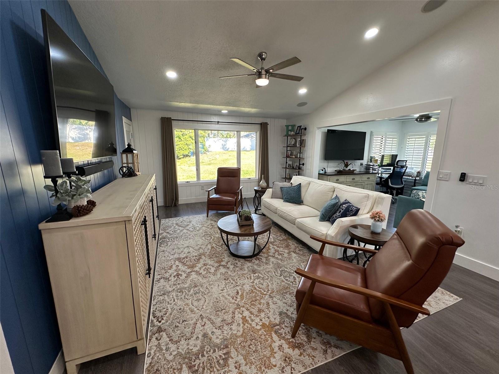 1005 LAKE AVOCA PL, TARPON SPRINGS, FL, 34689