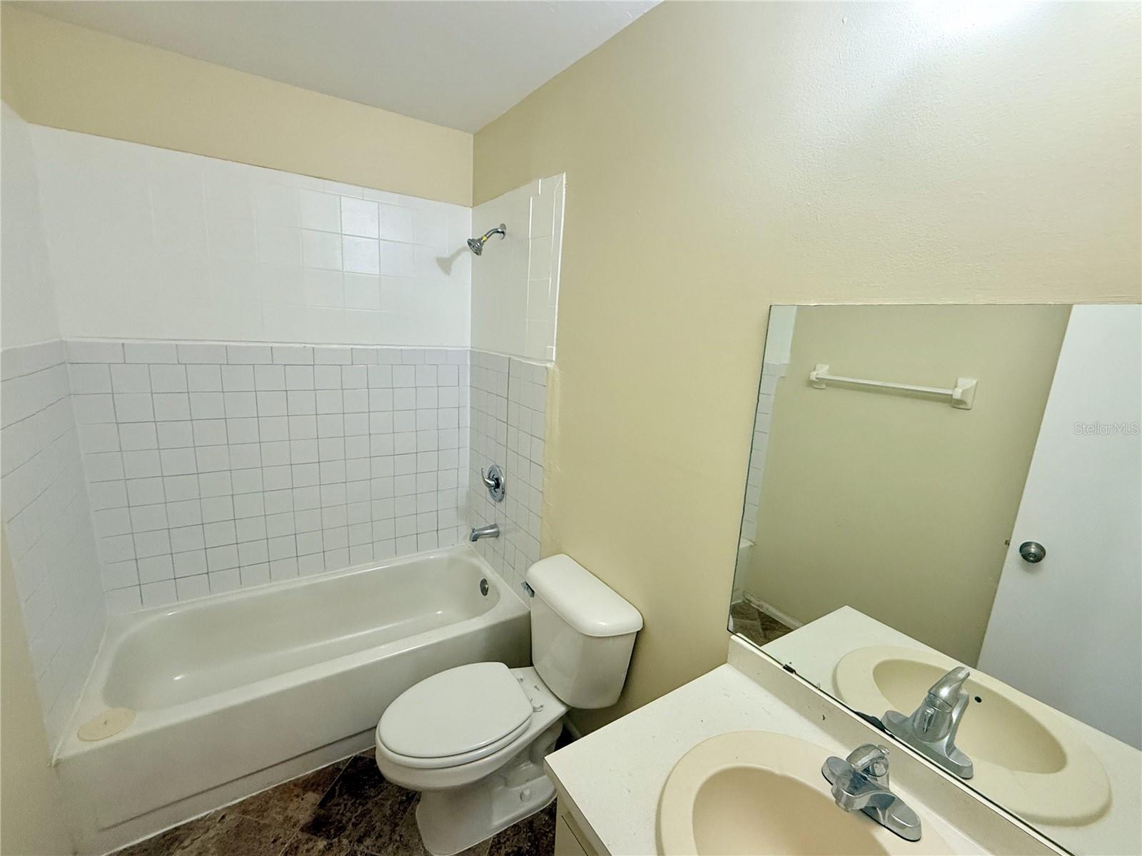 9116 CYPRESS DR S, FORT MYERS, FL, 33967
