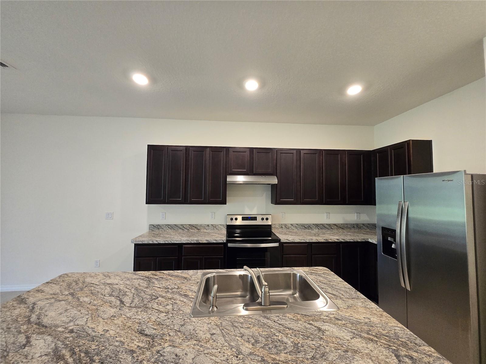 1261 YELLOW FINCH DR, DAVENPORT, FL, 33837