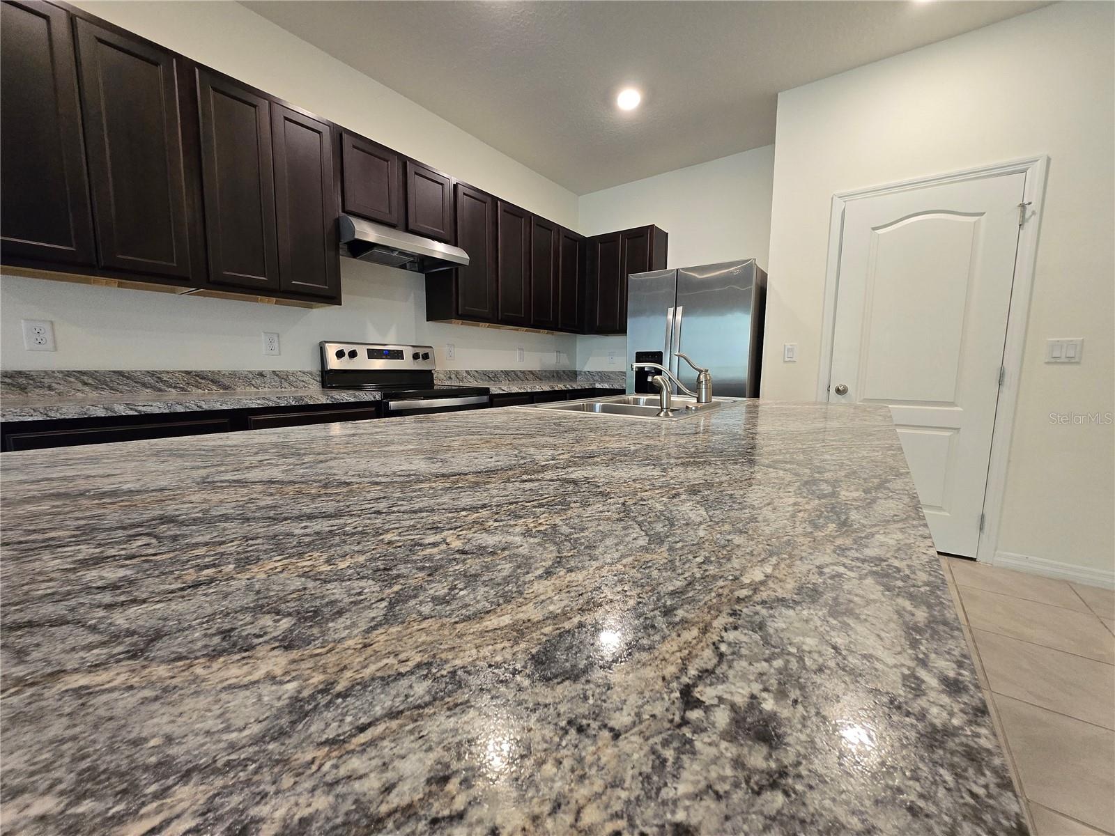 1261 YELLOW FINCH DR, DAVENPORT, FL, 33837