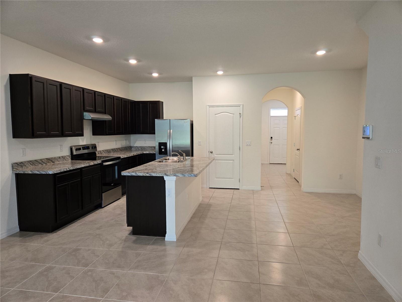 1261 YELLOW FINCH DR, DAVENPORT, FL, 33837