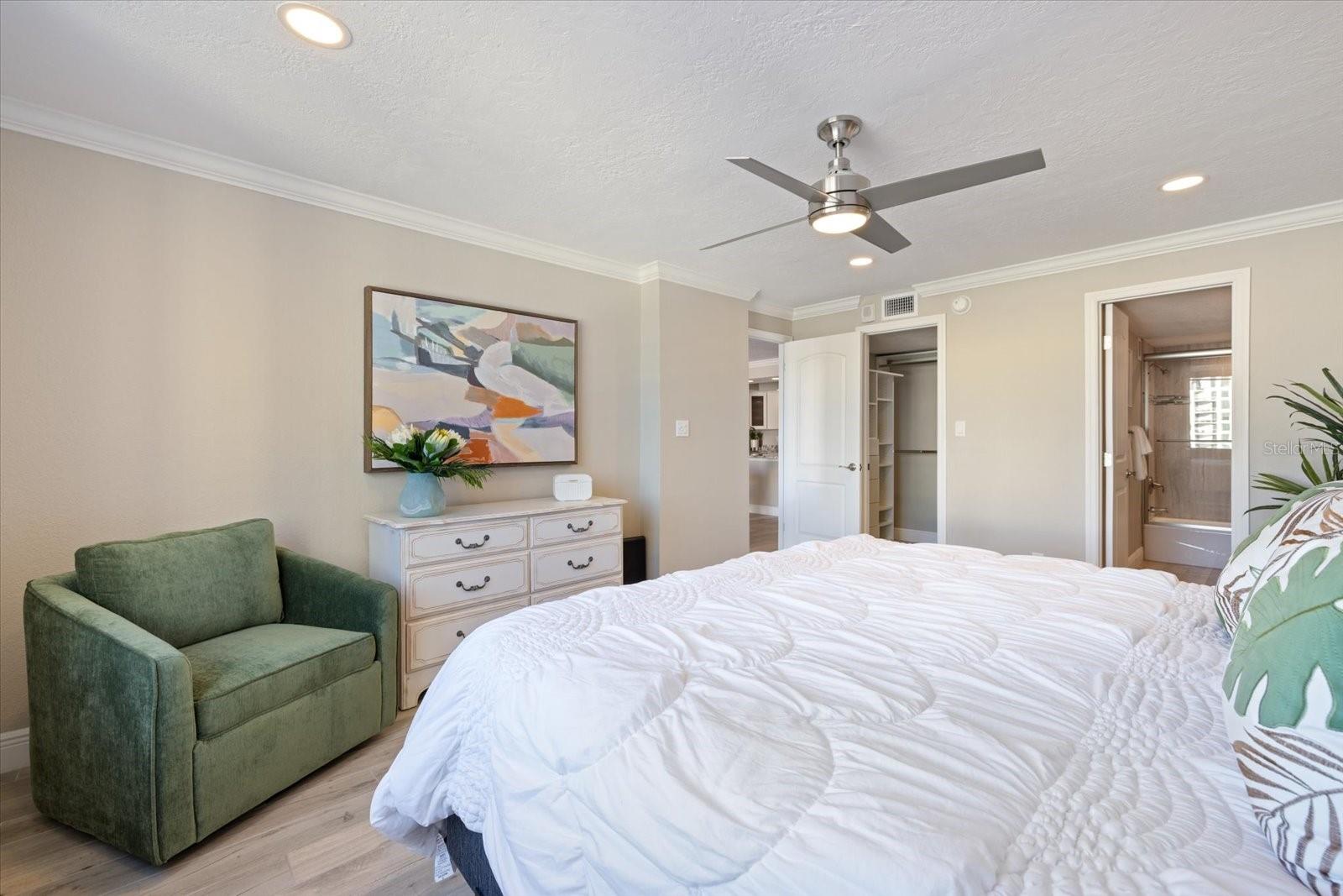 101 S GULFSTREAM AVE #11C, SARASOTA, FL, 34236
