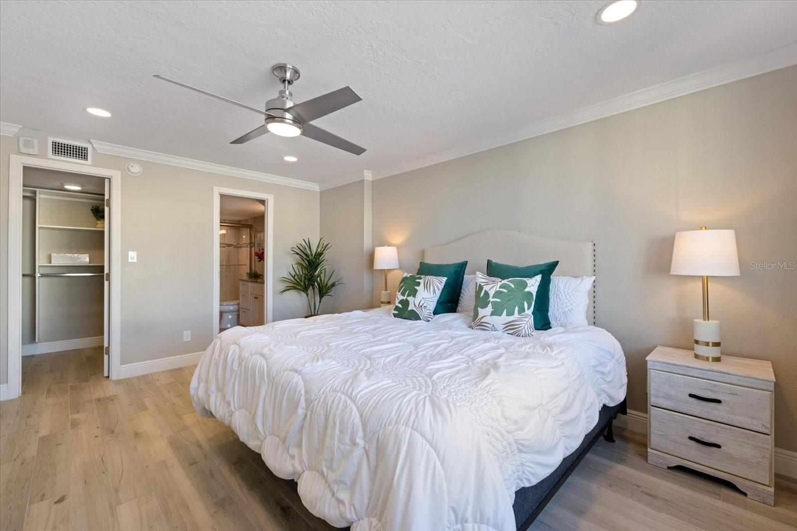 101 S GULFSTREAM AVE #11C, SARASOTA, FL, 34236