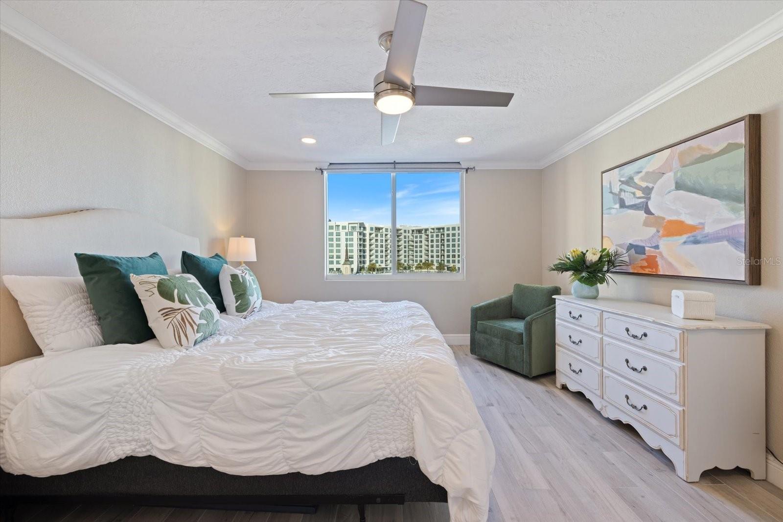 101 S GULFSTREAM AVE #11C, SARASOTA, FL, 34236