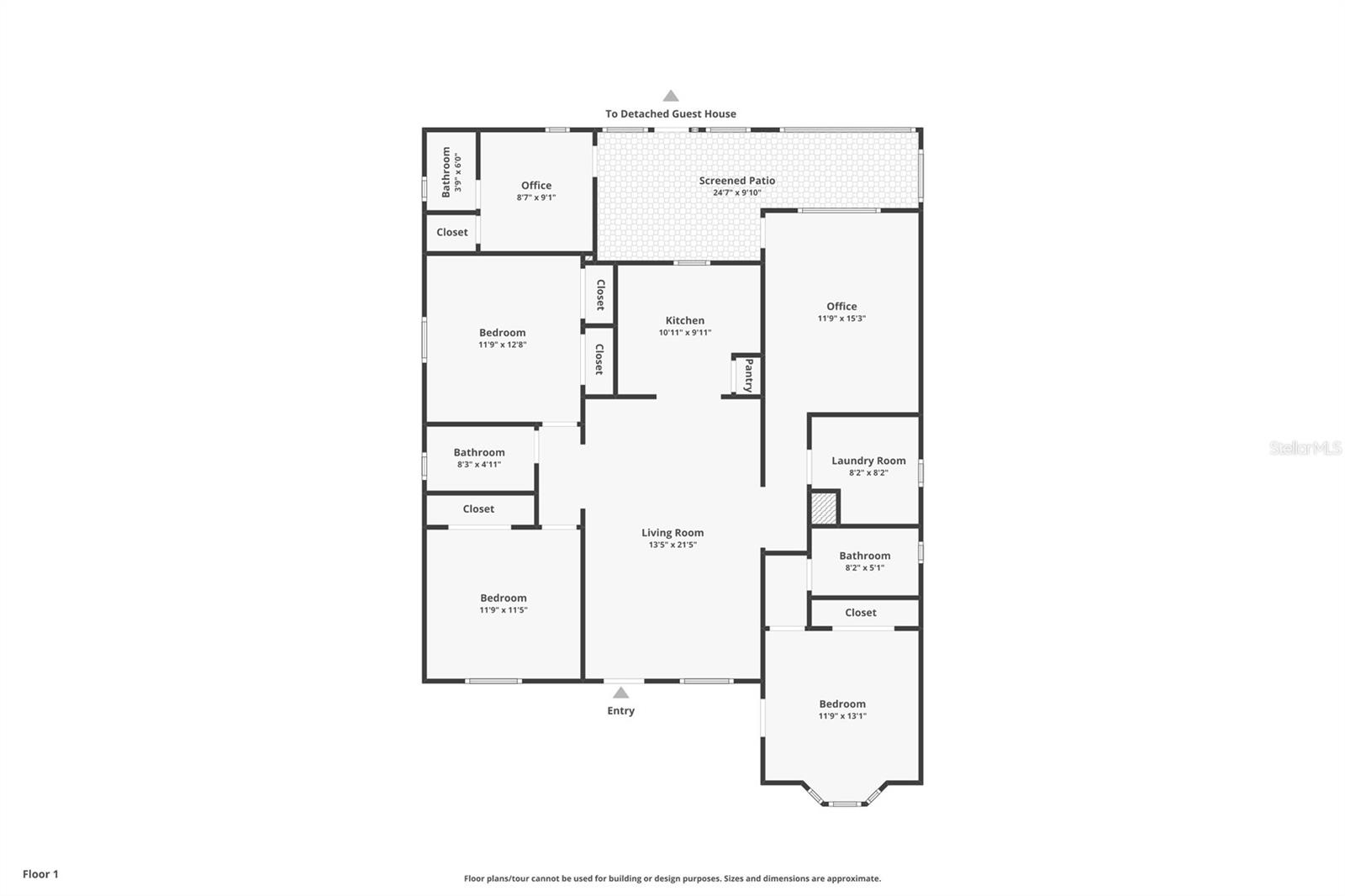 4704 TOWN N COUNTRY BLVD, TAMPA, FL, 33615