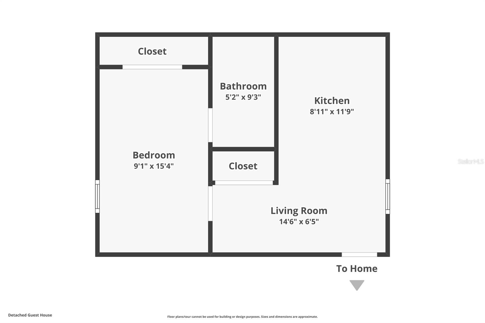 4704 TOWN N COUNTRY BLVD, TAMPA, FL, 33615