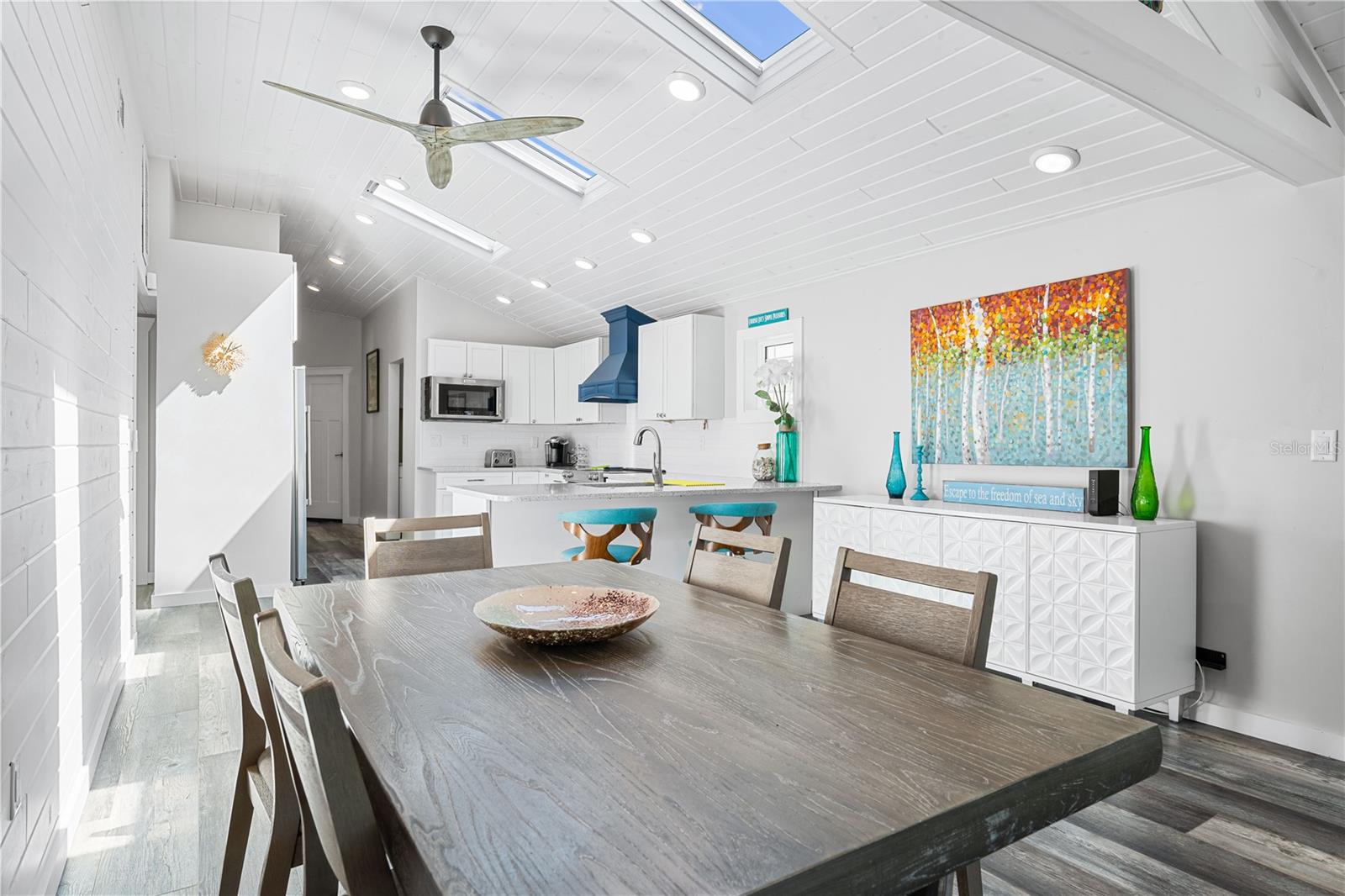 8446 MIDNIGHT PASS RD, SARASOTA, FL, 34242