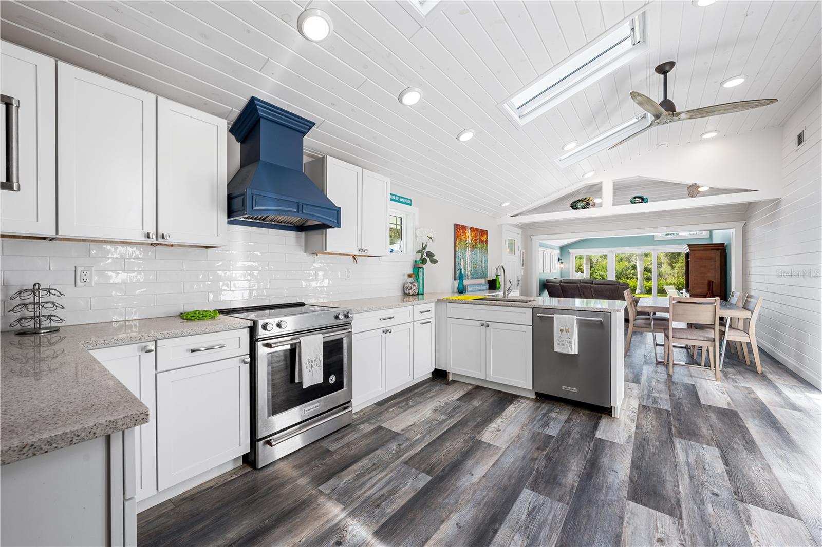 8446 MIDNIGHT PASS RD, SARASOTA, FL, 34242