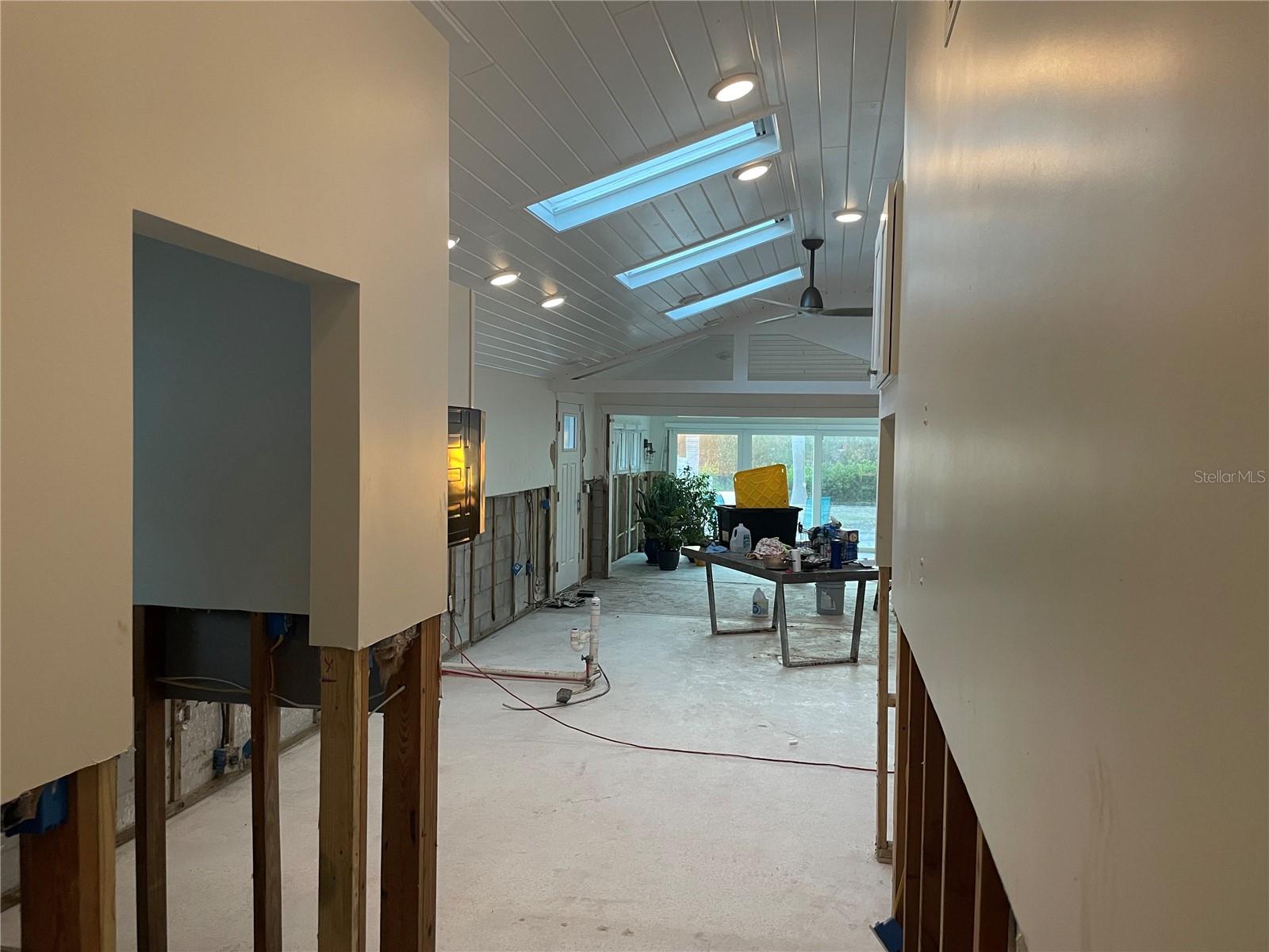 8446 MIDNIGHT PASS RD, SARASOTA, FL, 34242