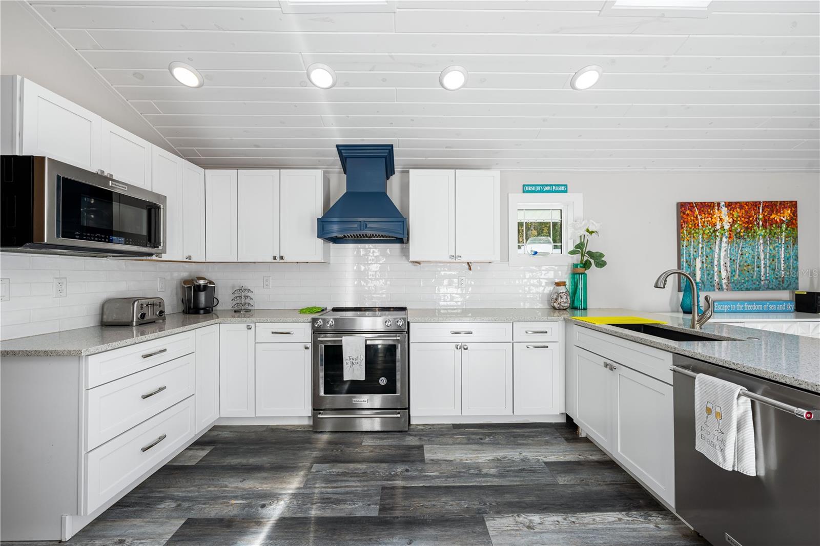 8446 MIDNIGHT PASS RD, SARASOTA, FL, 34242