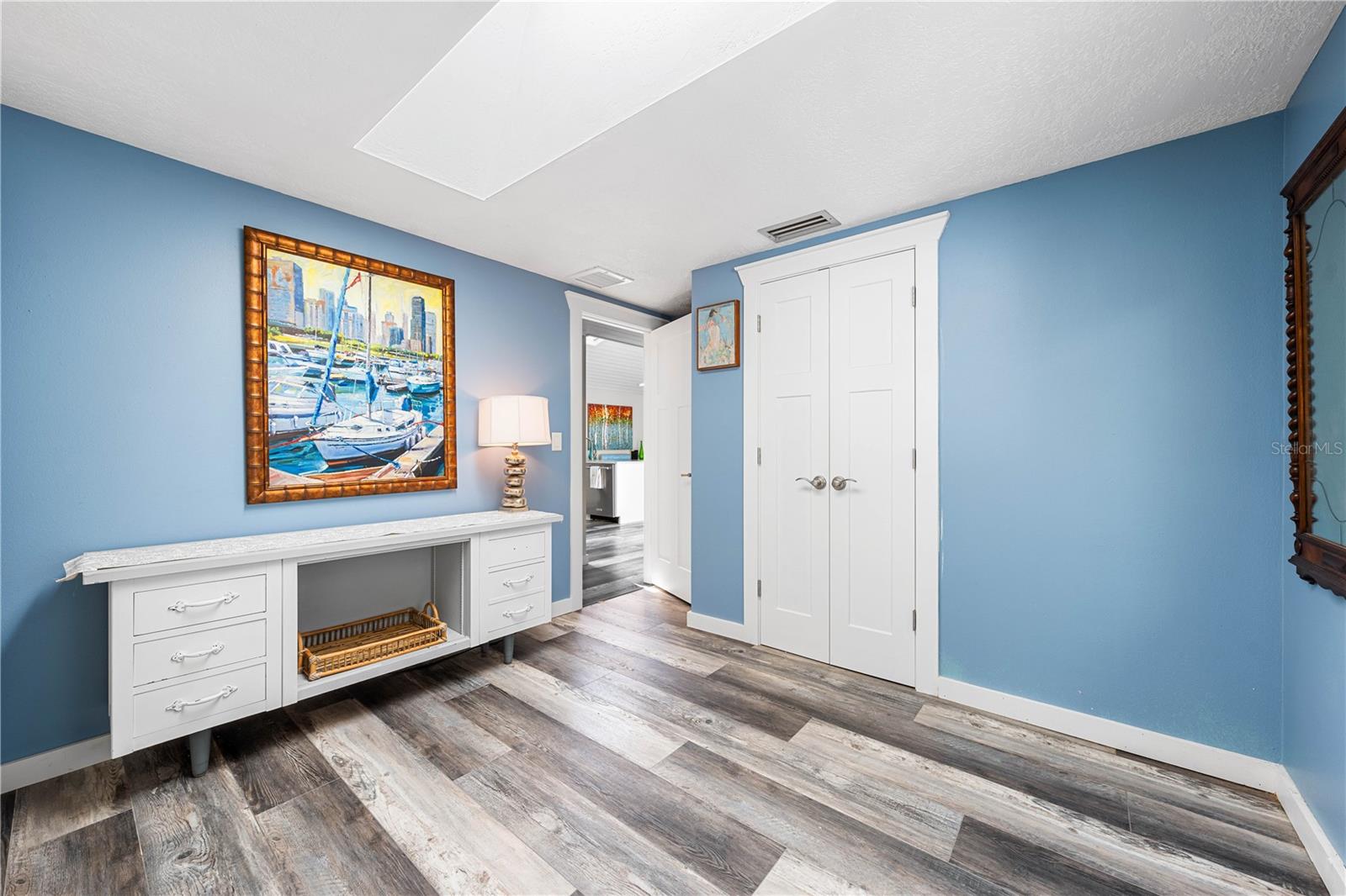 8446 MIDNIGHT PASS RD, SARASOTA, FL, 34242
