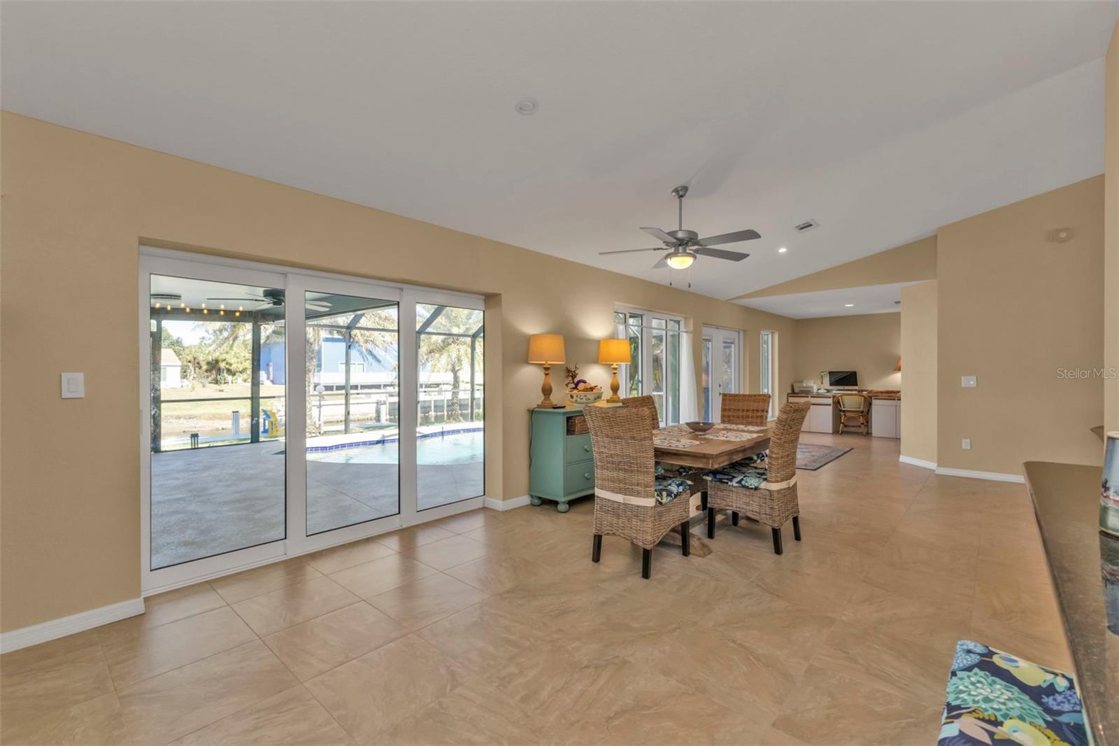 18646 KERRVILLE CIR, PORT CHARLOTTE, FL, 33948