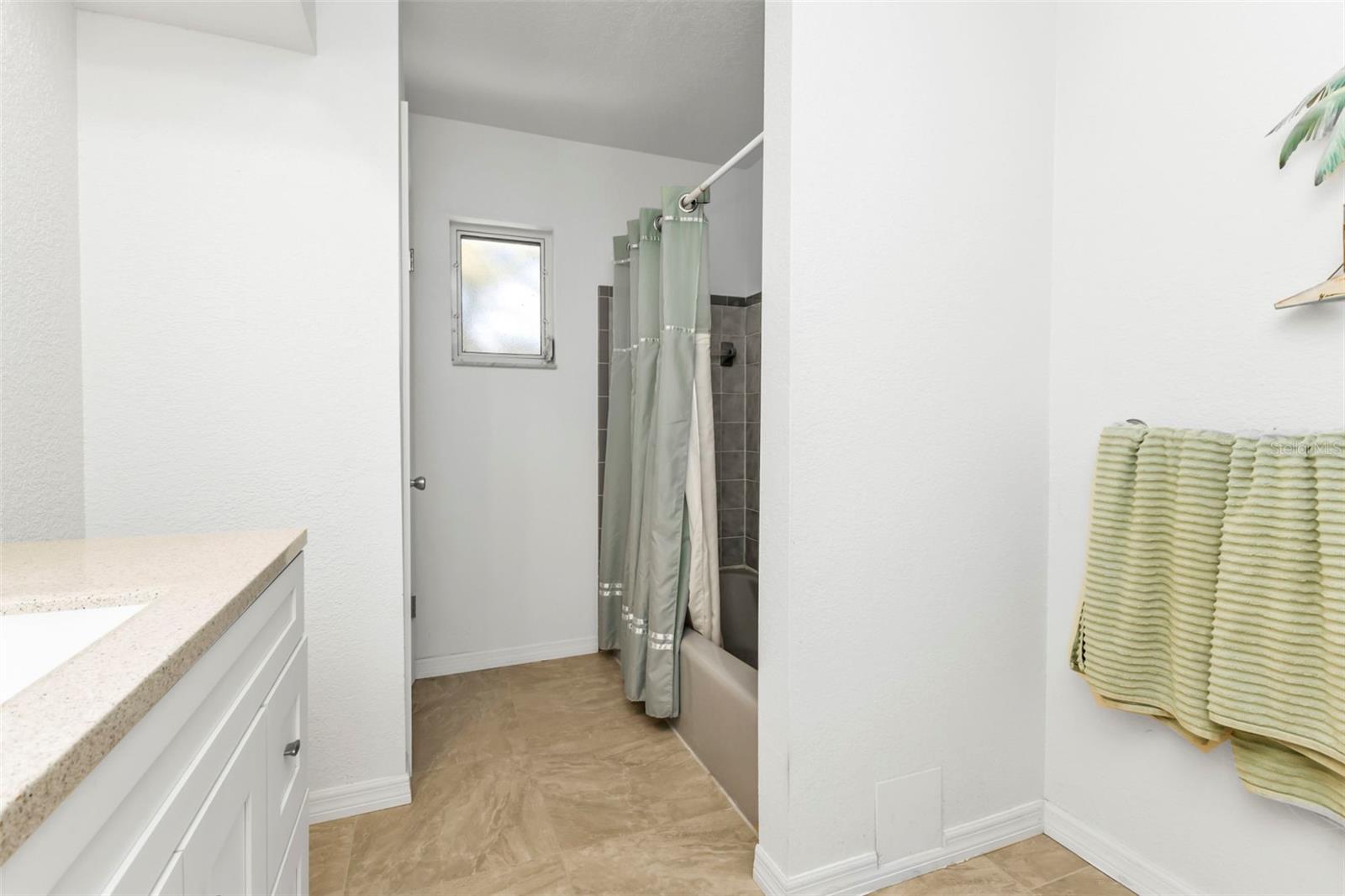 18646 KERRVILLE CIR, PORT CHARLOTTE, FL, 33948