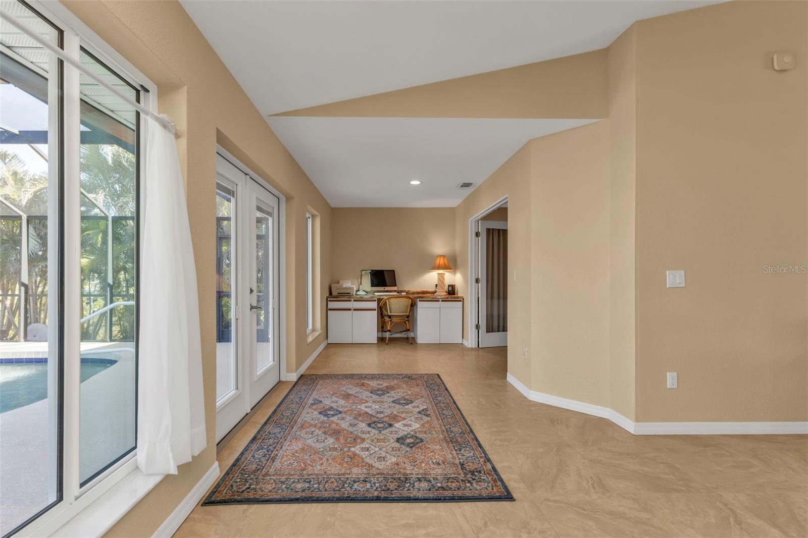 18646 KERRVILLE CIR, PORT CHARLOTTE, FL, 33948