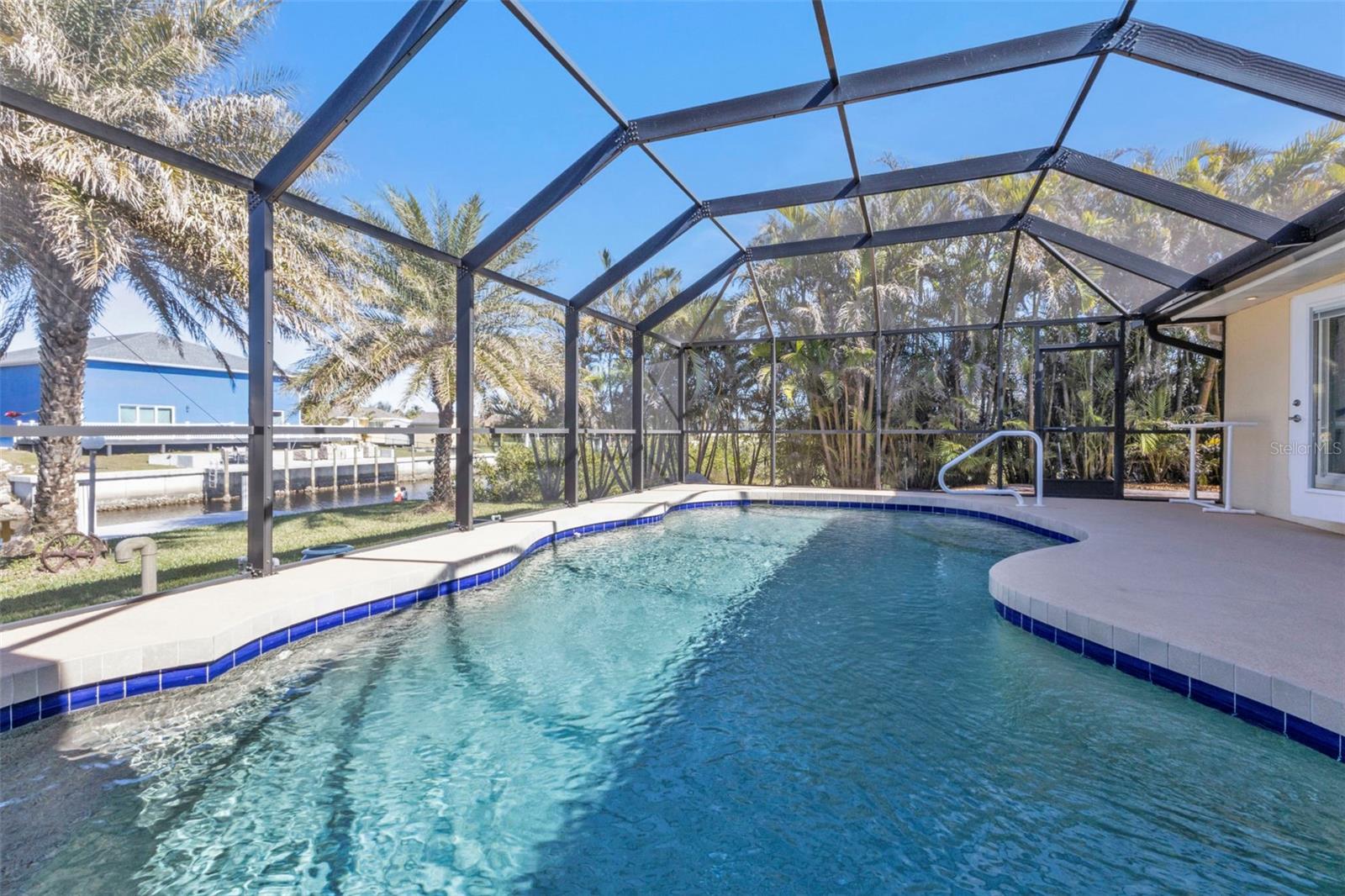 18646 KERRVILLE CIR, PORT CHARLOTTE, FL, 33948