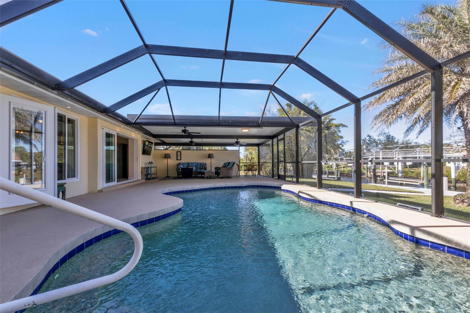 18646 KERRVILLE CIR, PORT CHARLOTTE, FL, 33948