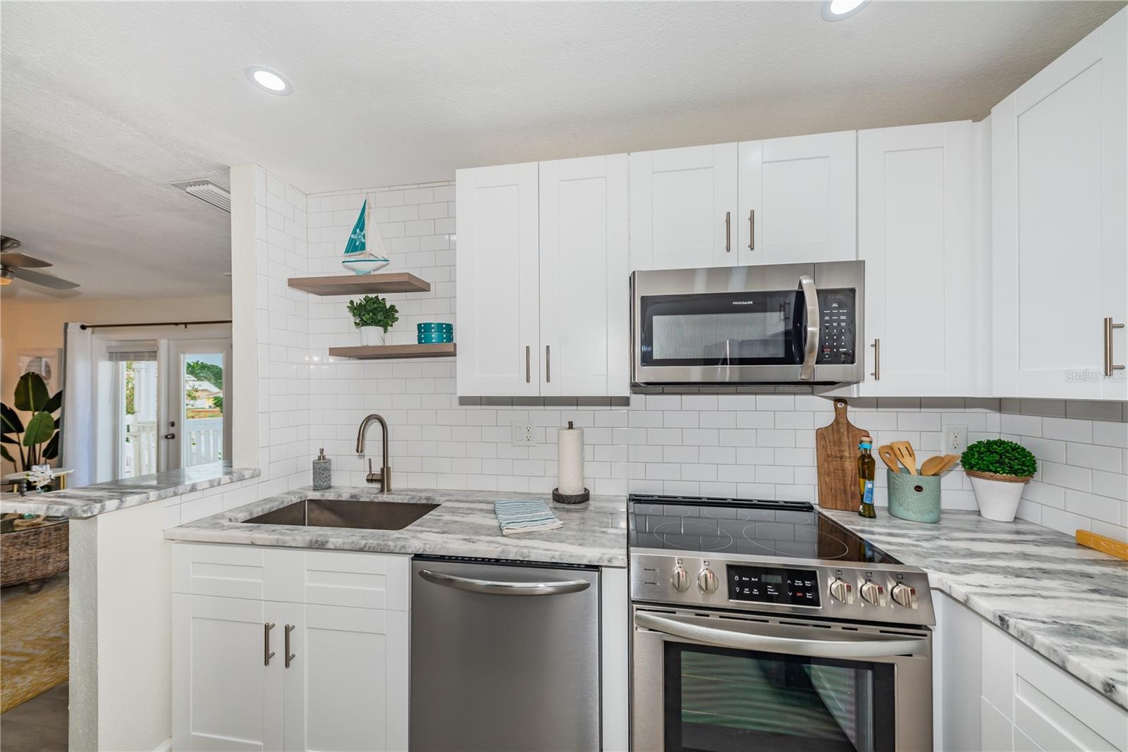 5004 STARFISH DR SE #F, ST PETERSBURG, FL, 33705