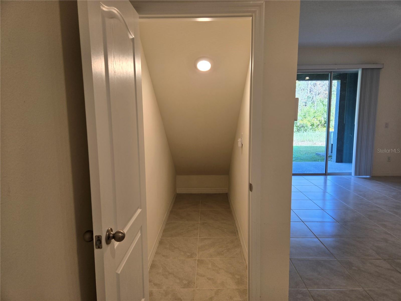 1261 YELLOW FINCH DR, DAVENPORT, FL, 33837