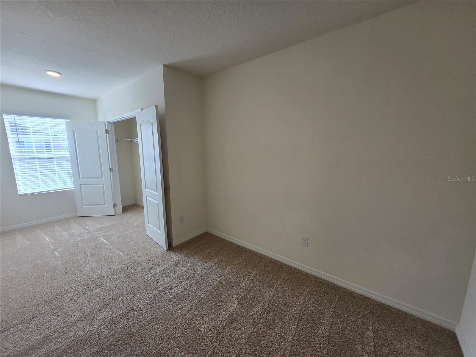 1261 YELLOW FINCH DR, DAVENPORT, FL, 33837