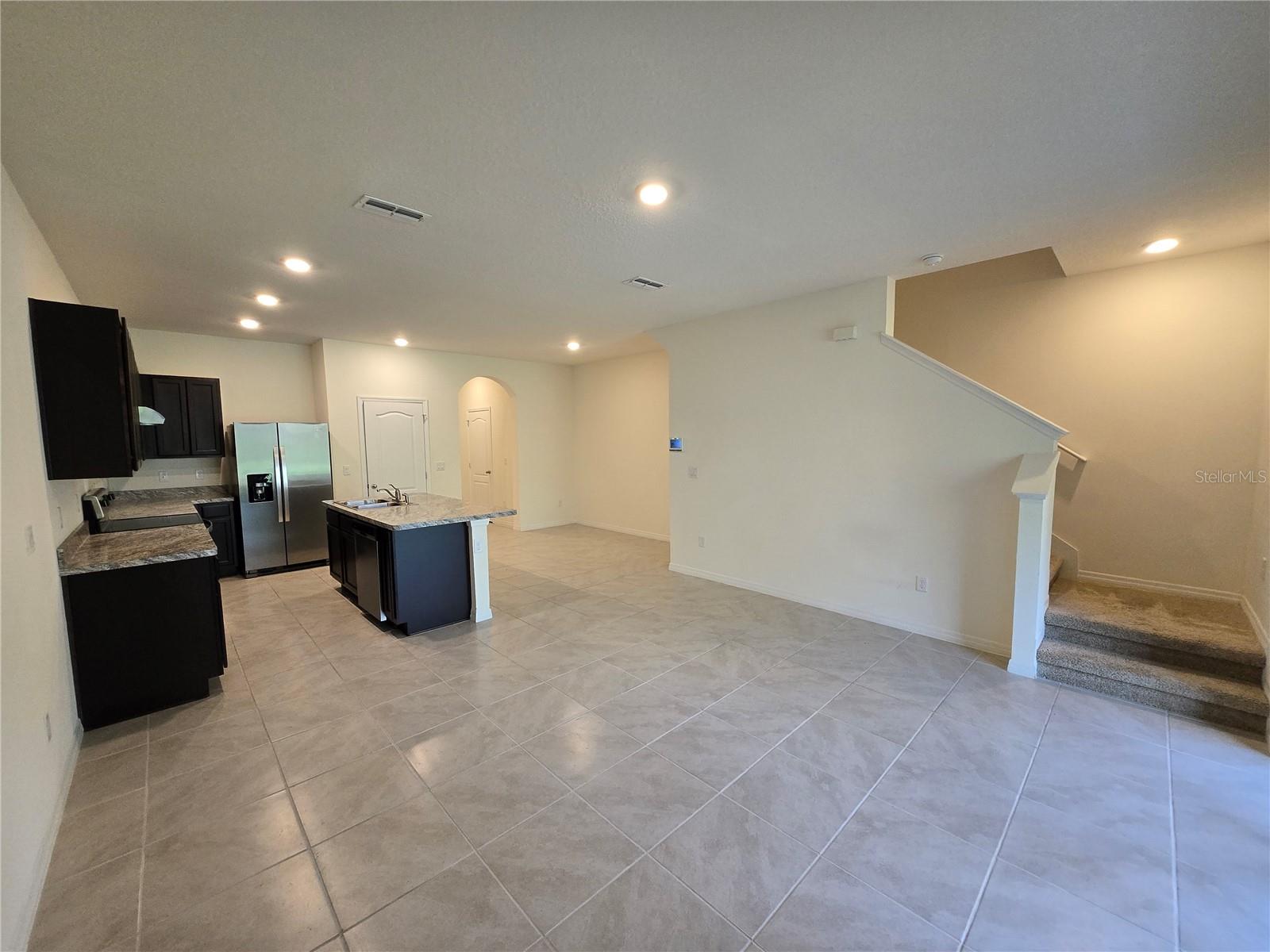 1261 YELLOW FINCH DR, DAVENPORT, FL, 33837
