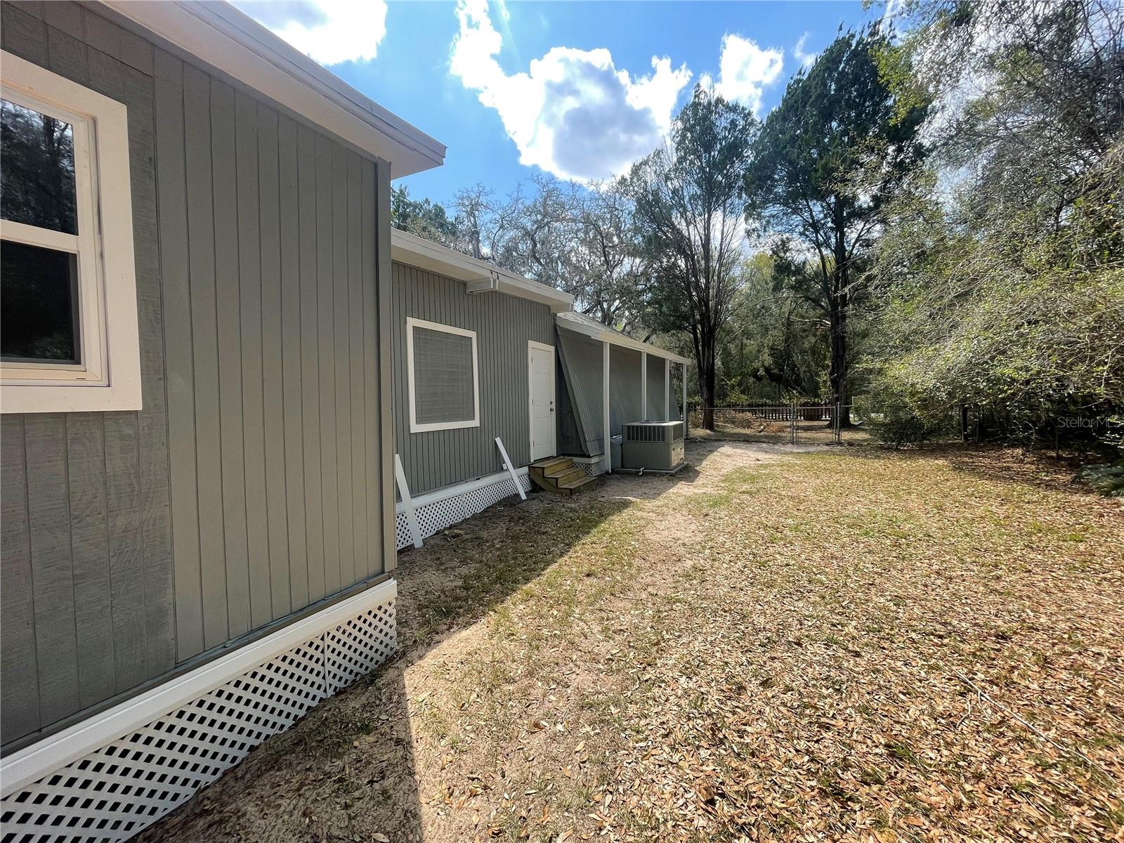 383 S ROOKS AVE, INVERNESS, FL, 34453