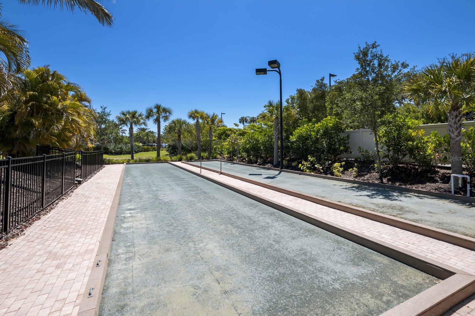 8224 VARENNA DR, SARASOTA, FL, 34231