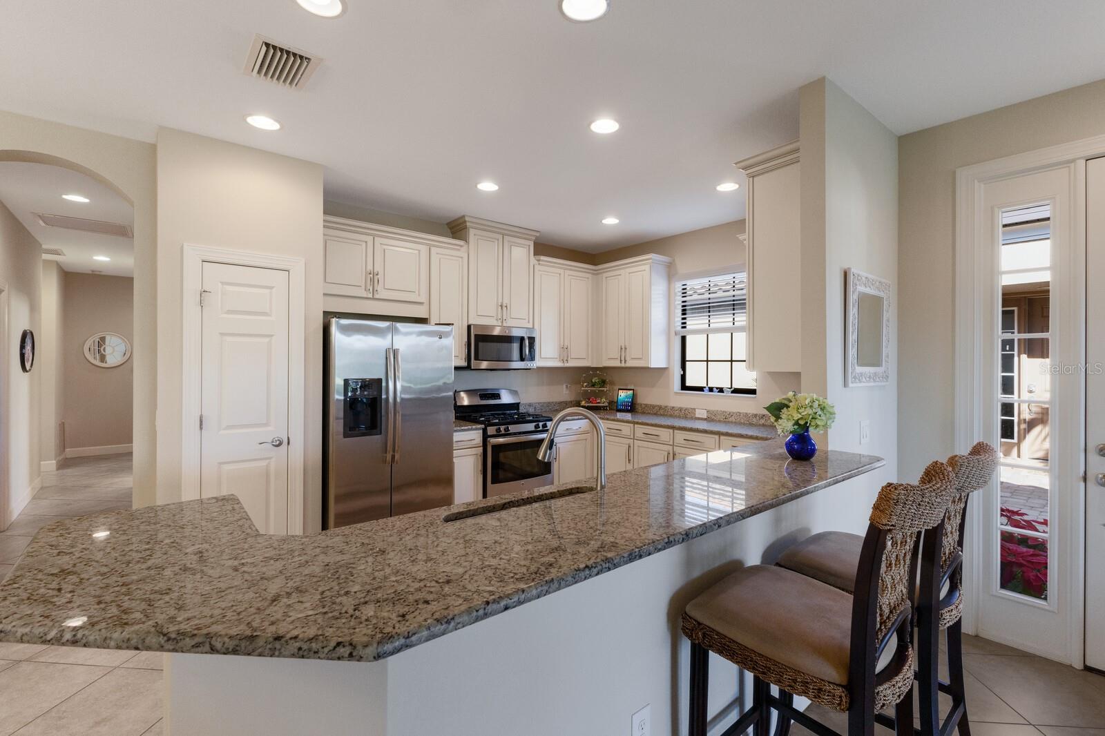 8224 VARENNA DR, SARASOTA, FL, 34231