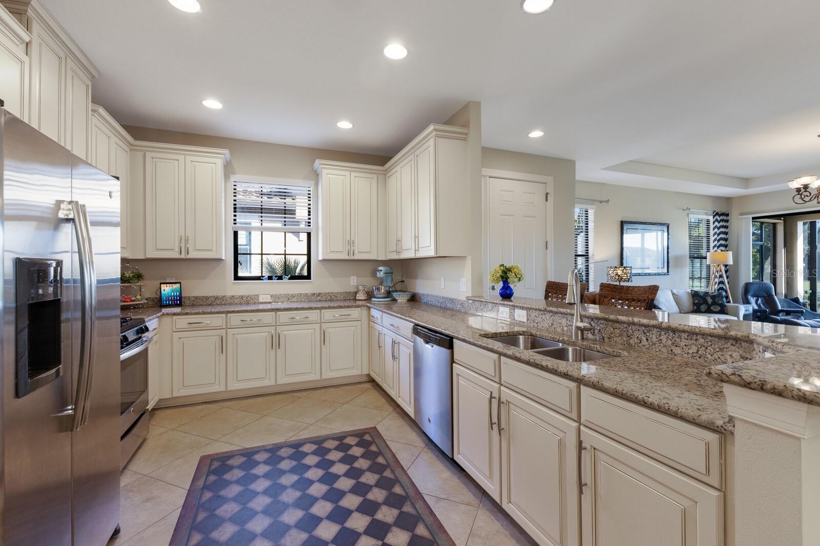 8224 VARENNA DR, SARASOTA, FL, 34231