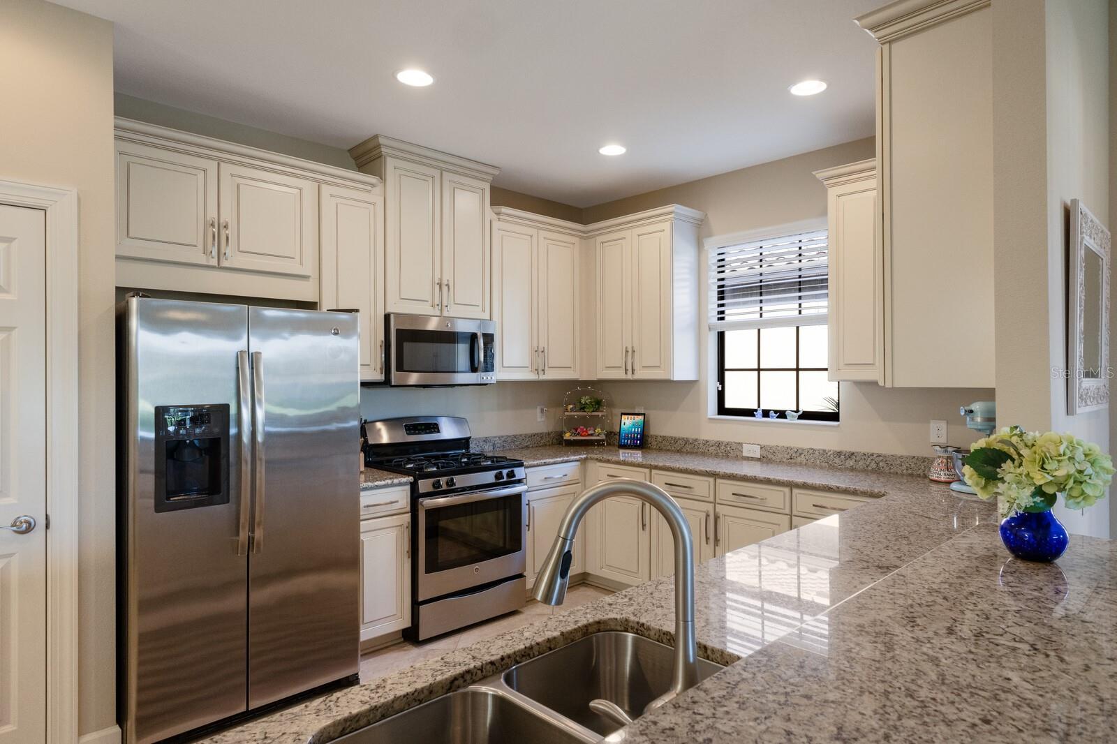 8224 VARENNA DR, SARASOTA, FL, 34231