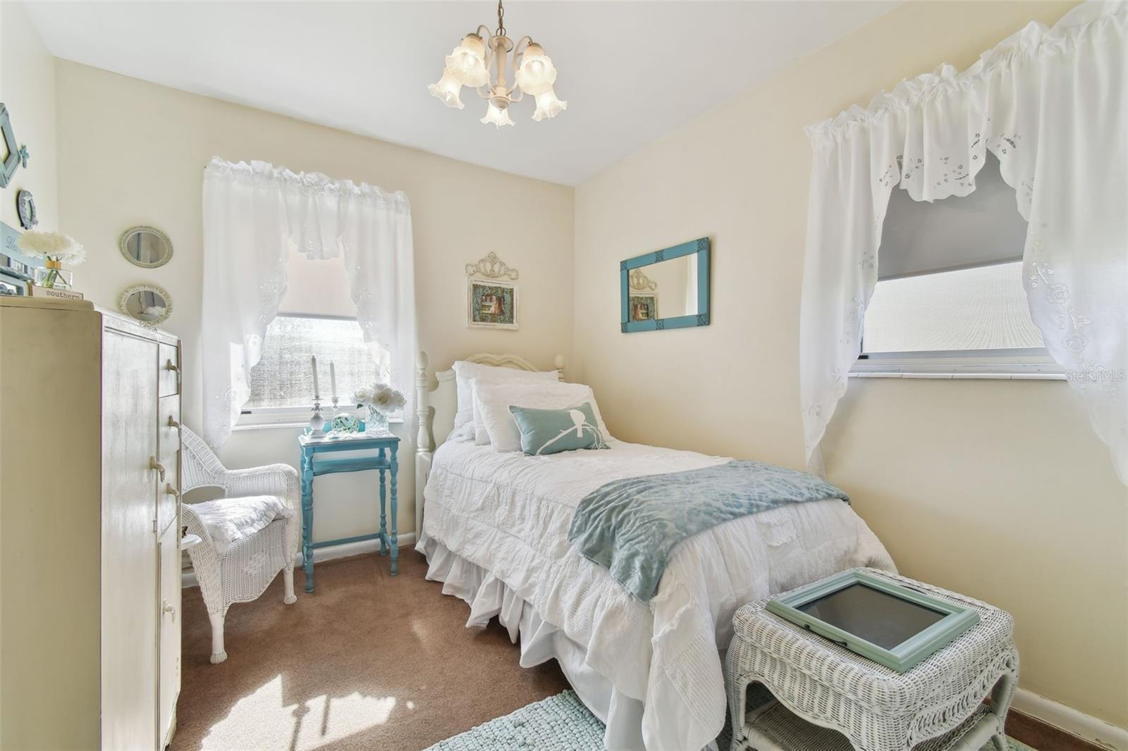 7318 FILBERT LN, TAMPA, FL, 33637