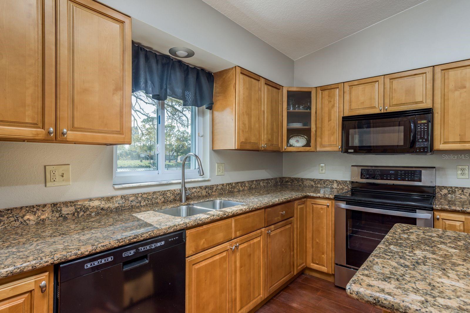203 WHISPER LAKE RD, PALM HARBOR, FL, 34683