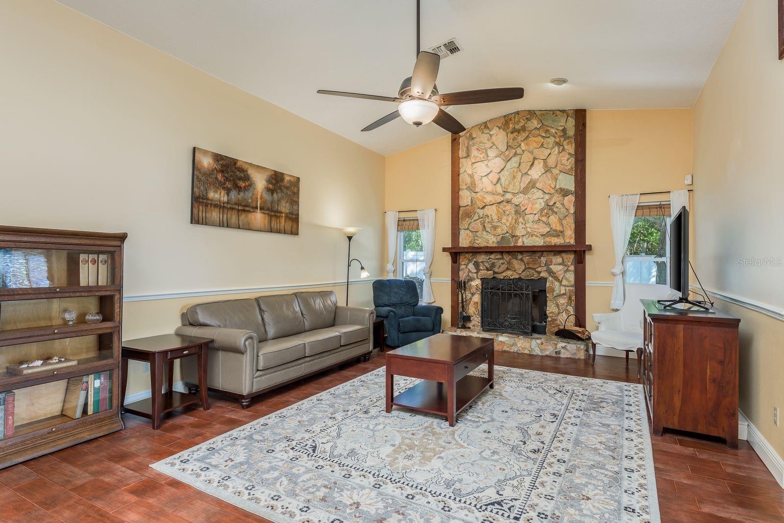 203 WHISPER LAKE RD, PALM HARBOR, FL, 34683