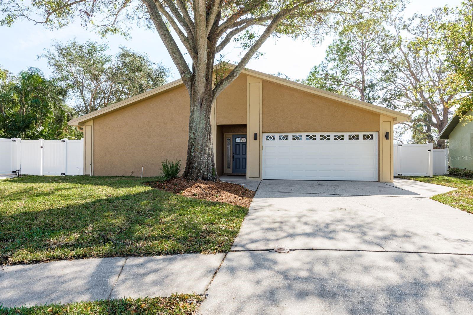 203 WHISPER LAKE RD, PALM HARBOR, FL, 34683