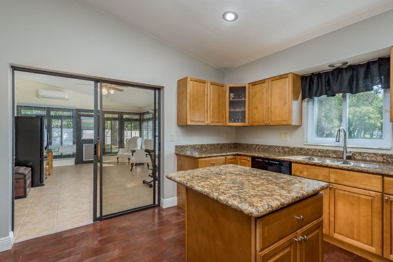 203 WHISPER LAKE RD, PALM HARBOR, FL, 34683