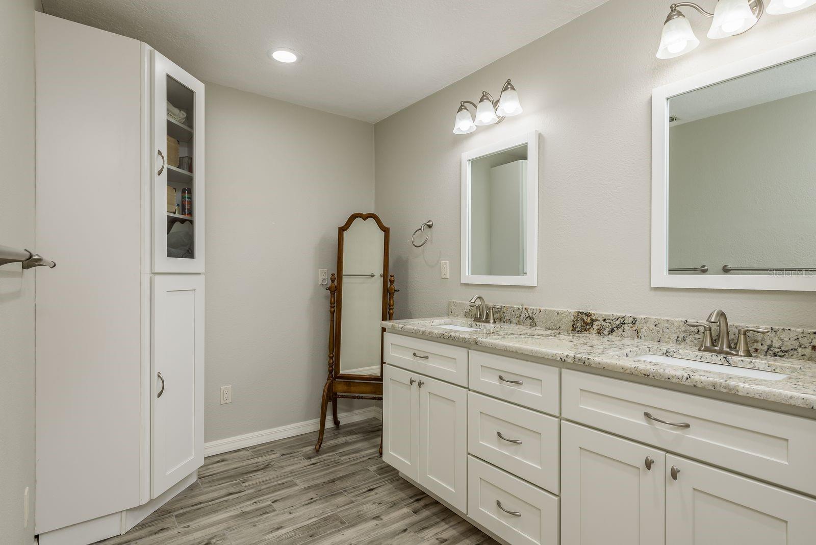 203 WHISPER LAKE RD, PALM HARBOR, FL, 34683