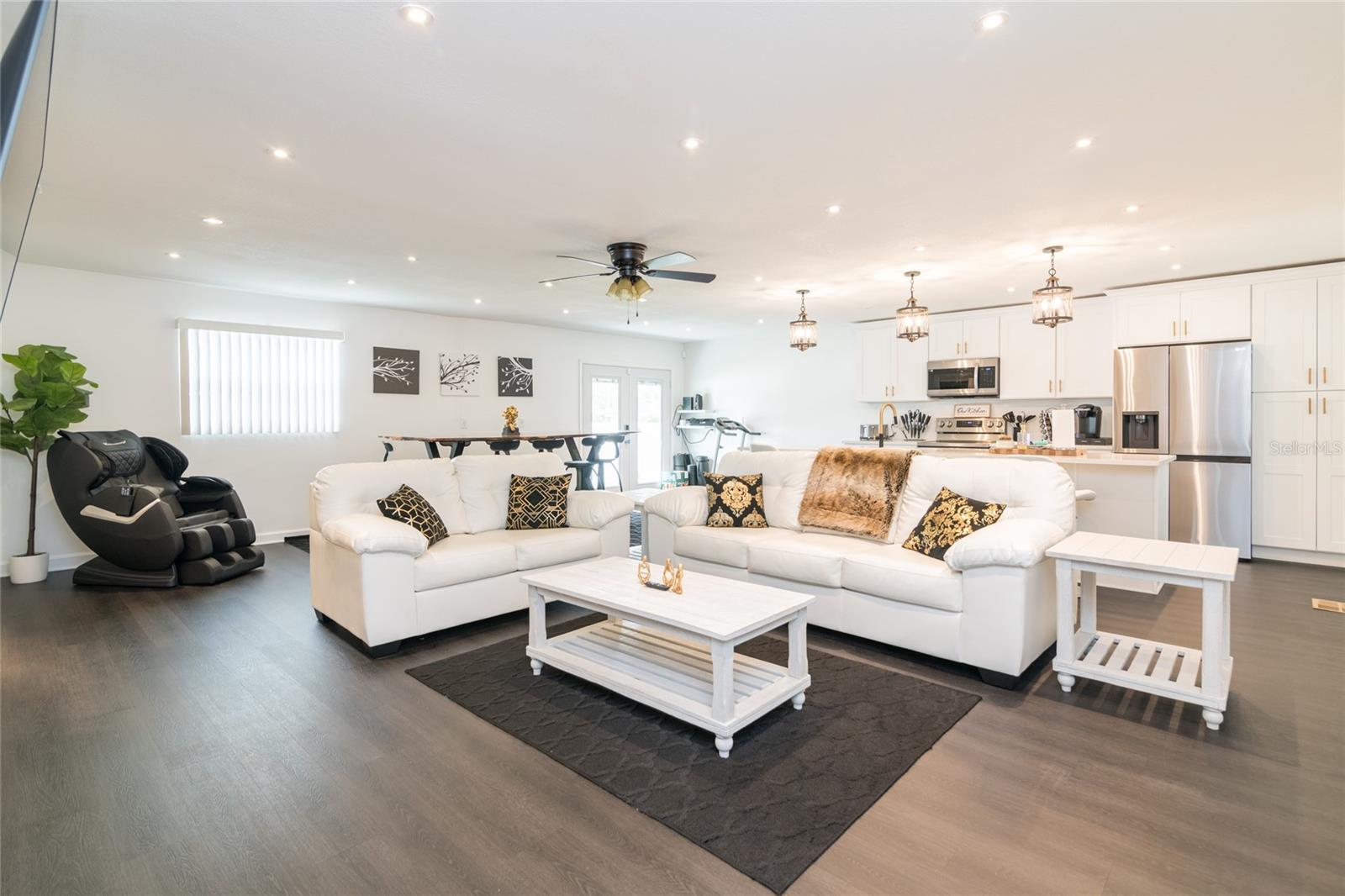 7024 BLOSSOM AVE, TAMPA, FL, 33614
