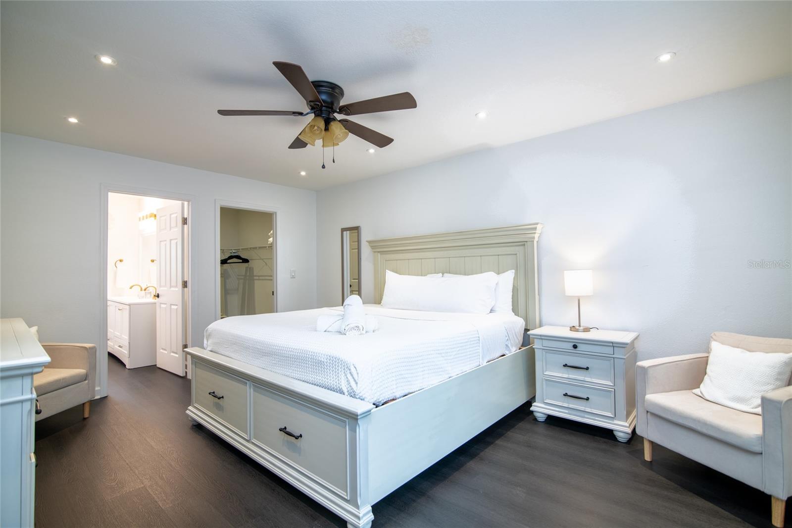 7024 BLOSSOM AVE, TAMPA, FL, 33614